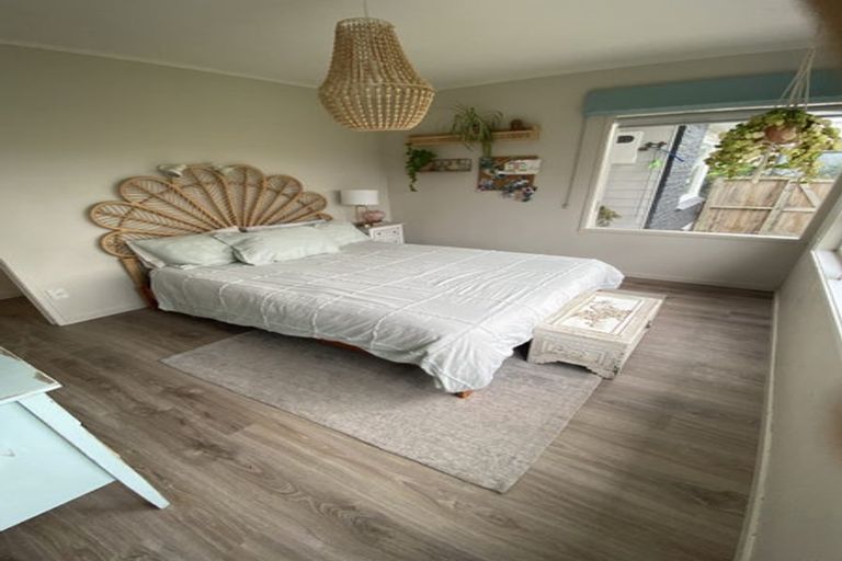 Photo of property in 10a Hatton Road, Orewa, 0931