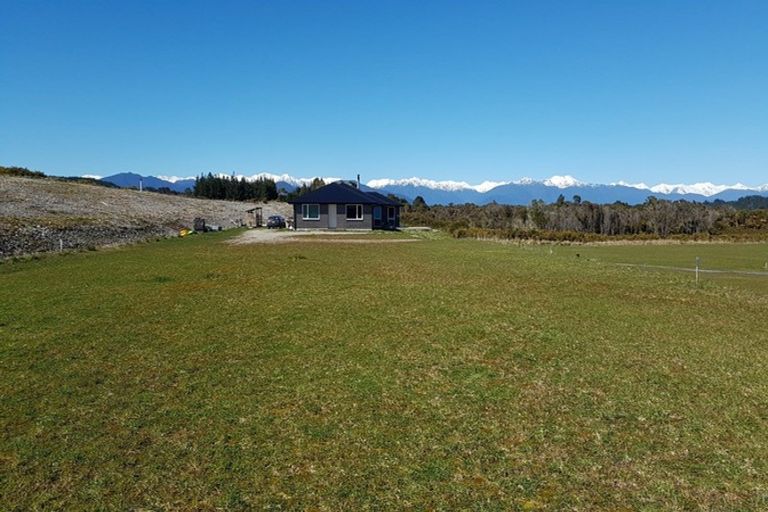 Photo of property in 4 Mount Cook View Drive, Hokitika, 7882
