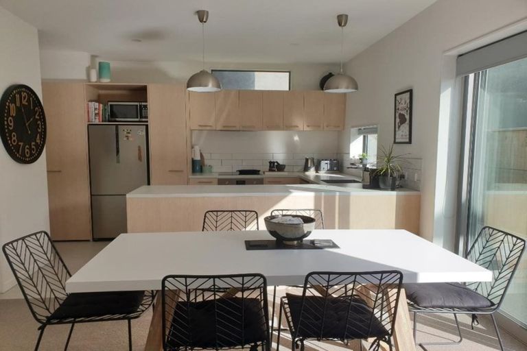 Photo of property in 7u8 Handyside Street, Tawa, Wellington, 5028