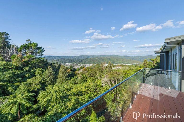 Photo of property in 17 Lindis Lane, Kelson, Lower Hutt, 5010