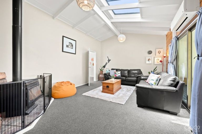 Photo of property in 12 Rondane Place, Tirohanga, Lower Hutt, 5010