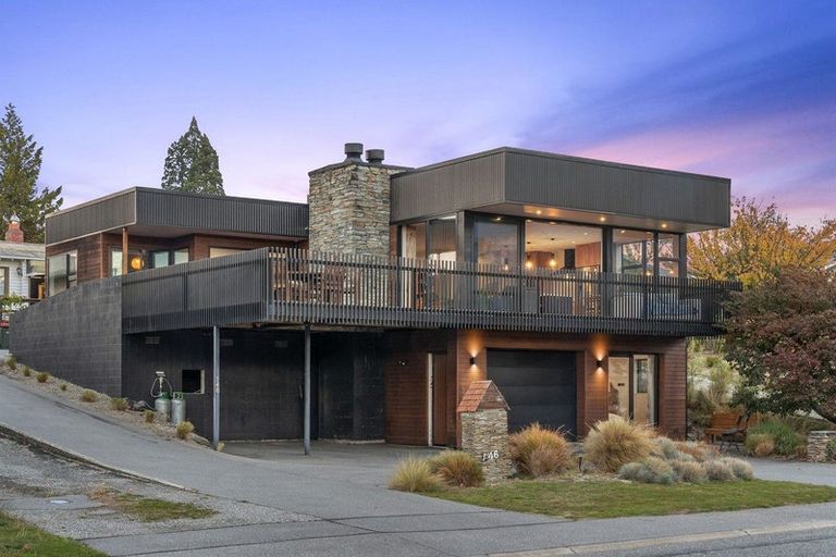 Photo of property in 148 Warren Street, Wanaka, 9305