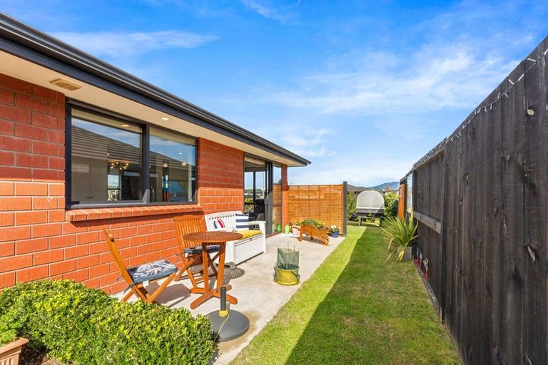 Photo of property in 1 Waikiwi Way, Papamoa, 3118