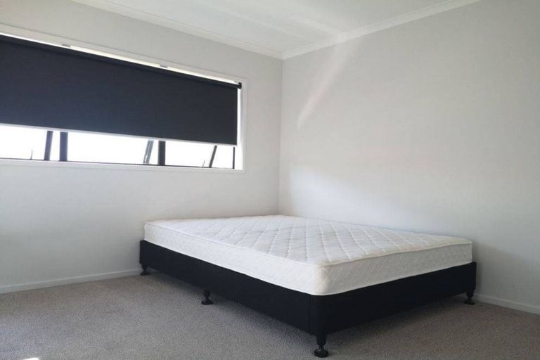 Photo of property in 2u1 Scotland Place, Hillcrest, Hamilton, 3216