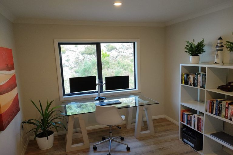 Photo of property in 499 South Makara Road, Makara, Karori, 6972