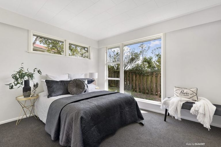 Photo of property in 6 Trebann Street, Paparangi, Wellington, 6037