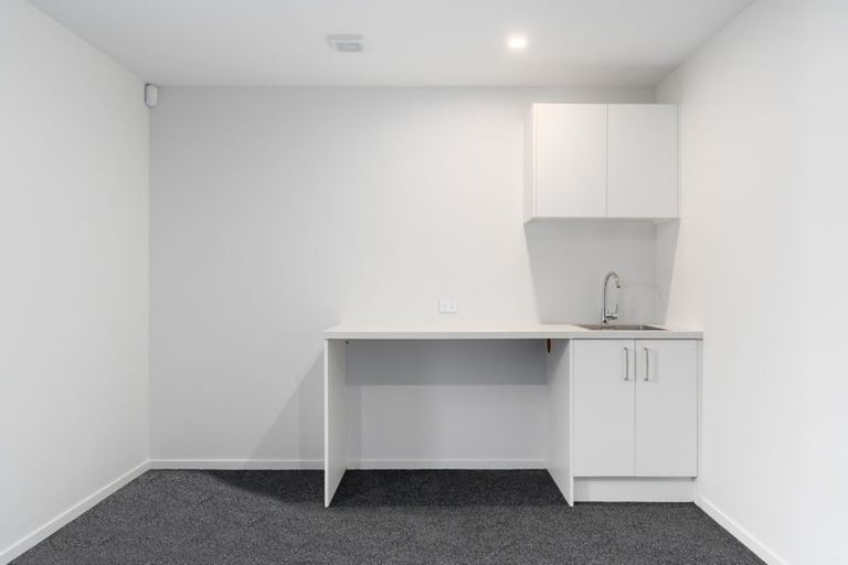 Photo of property in 1/40 Vagues Road, Northcote, Christchurch, 8052