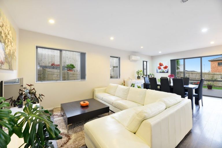 Photo of property in 10 Sauvignon Avenue, Ranui, Auckland, 0612