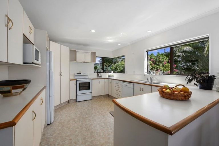 Photo of property in 30f4- King Street, Ebdentown, Upper Hutt, 5018