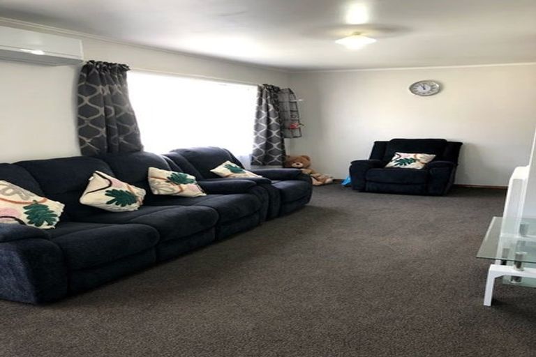 Photo of property in 81- 85 Hampshire Street, Cannons Creek, Porirua, 5024