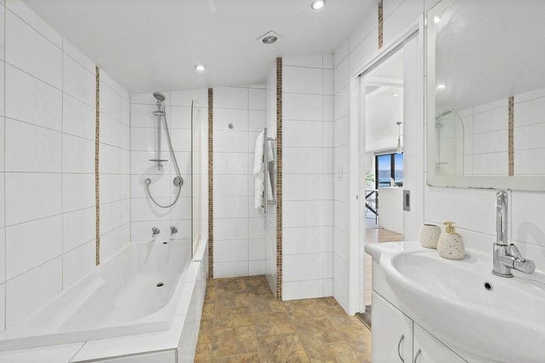 Photo of property in 194a Barnard Street, Wadestown, Wellington, 6012