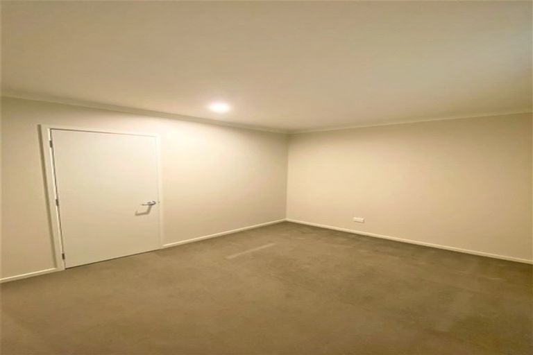 Photo of property in 19 Lightbody Lane, Wigram, Christchurch, 8042