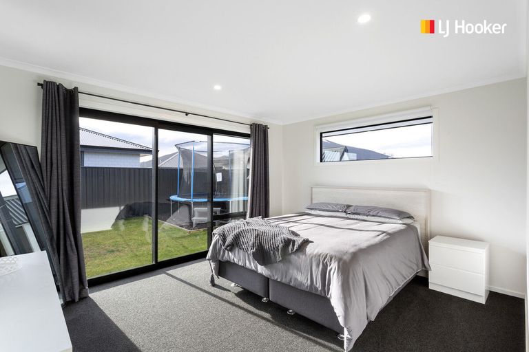 Photo of property in 10 Neil Collins Lane, Mosgiel, 9024