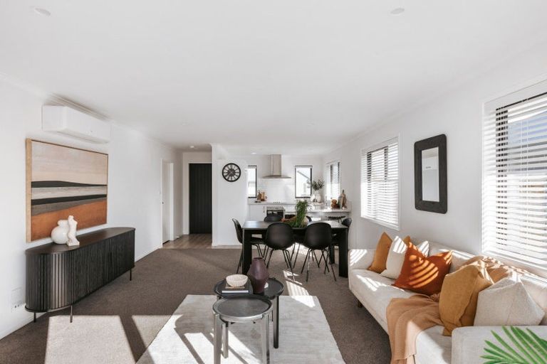 Photo of property in 27 Silver Fern Lane, Papamoa, 3118