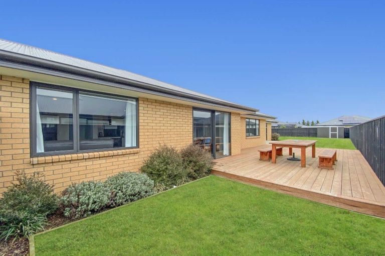 Photo of property in 104 Kemble Drive, Rolleston, 7615