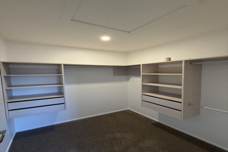 Photo of property in 51c West Harbour Drive, West Harbour, Auckland, 0618