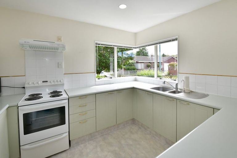 Photo of property in 26 The Grove, Red Beach, 0932