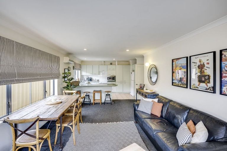 Photo of property in 2/193 Gloucester Street, Taradale, Napier, 4112