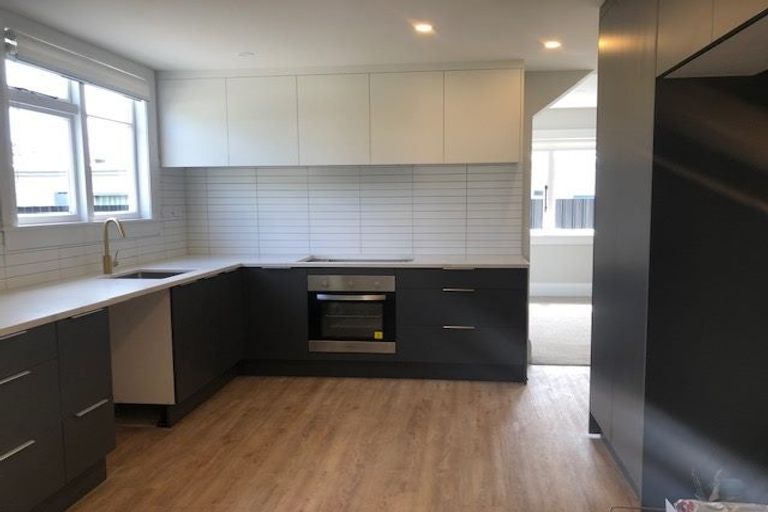 Photo of property in 207 Weston Road, St Albans, Christchurch, 8052