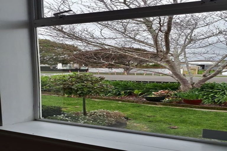Photo of property in 15 Douglas Street, West End, Palmerston North, 4412