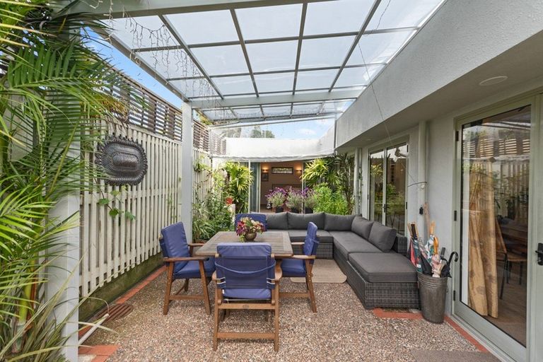 Photo of property in 11 Maeroa Road, Beerescourt, Hamilton, 3200