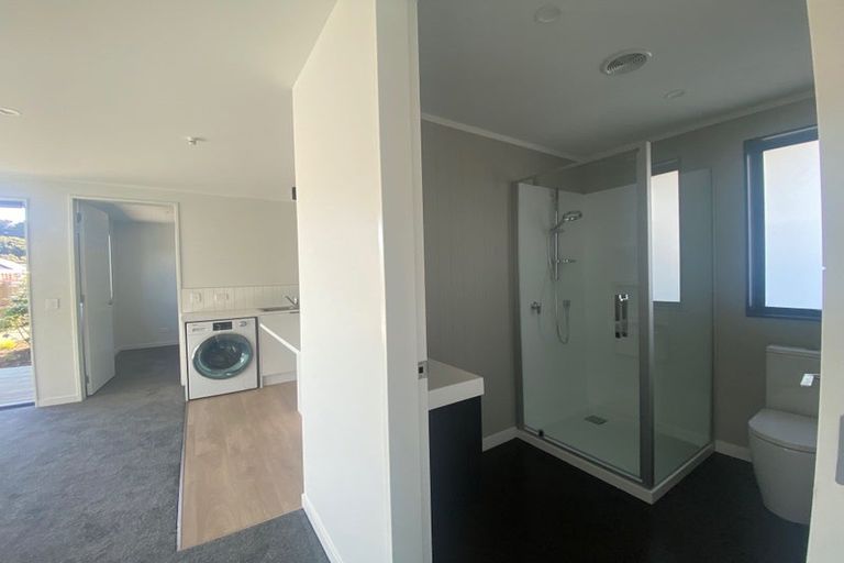 Photo of property in 19 Kaiwaru Place, Waikanae, 5036