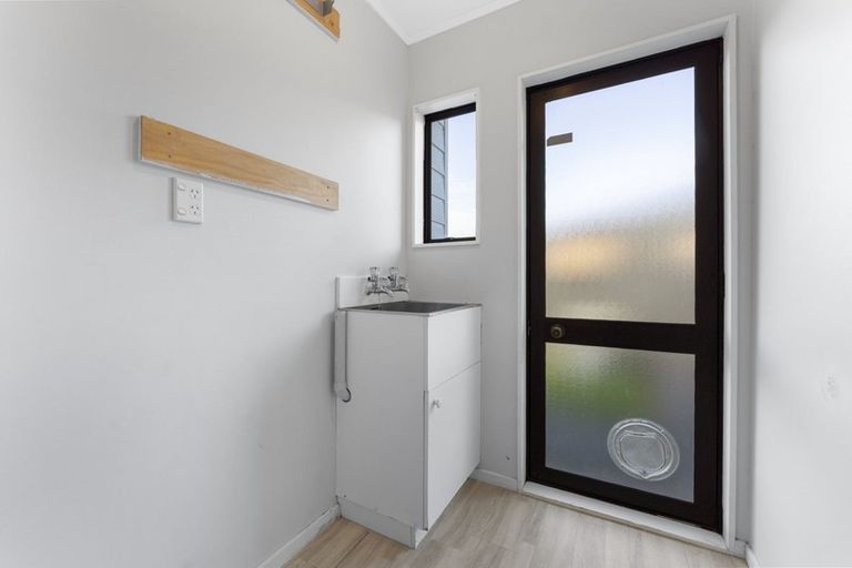 Photo of property in 47 Peppertree Glade, Kelvin Grove, Palmerston North, 4414