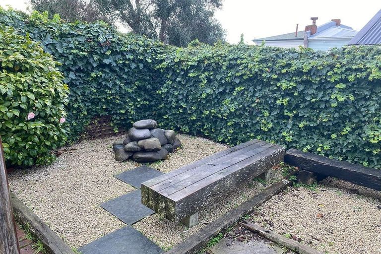 Photo of property in 73a Pirie Street, Mount Victoria, Wellington, 6011
