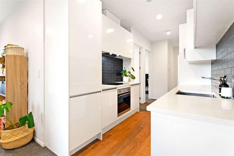 Photo of property in 107/77 Hobsonville Point Road, Hobsonville, Auckland, 0616