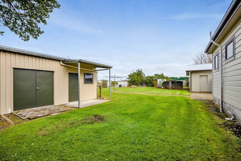 Photo of property in 165 South Road, Hawera, 4610