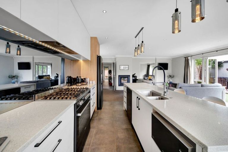 Photo of property in 83 Aston Drive, Waimairi Beach, Christchurch, 8083
