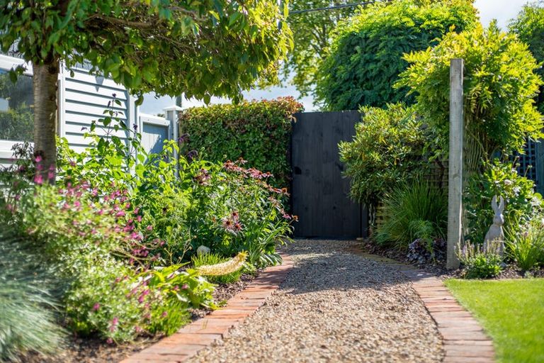 Photo of property in 1/6 Saint Martins Road, Saint Martins, Christchurch, 8022