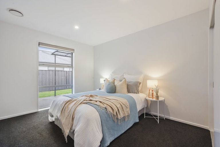 Photo of property in 6 Peter Place, Rangiora, 7400