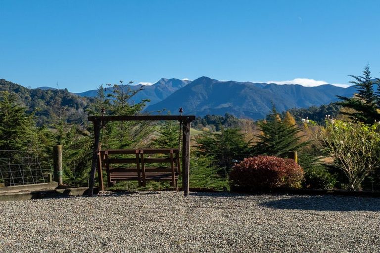 Photo of property in 841 Waiwhero Road, Ngatimoti, Motueka, 7196