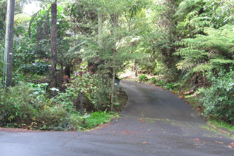 Photo of property in 20 Manuka Road, Titirangi, Auckland, 0604