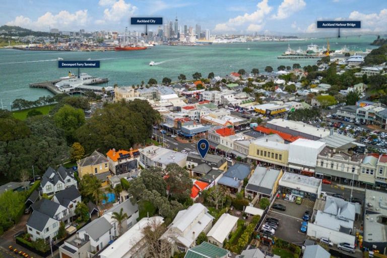 Photo of property in 10a Victoria Road, Devonport, Auckland, 0624