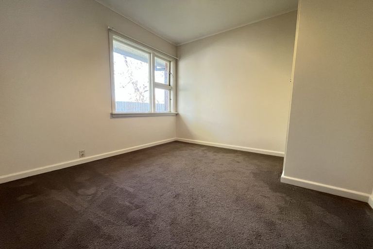 Photo of property in 31 Fifield Terrace, Waltham, Christchurch, 8023