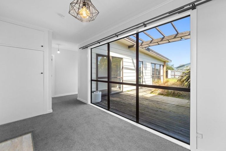 Photo of property in 28 Graham Street, Tinwald, Ashburton, 7700