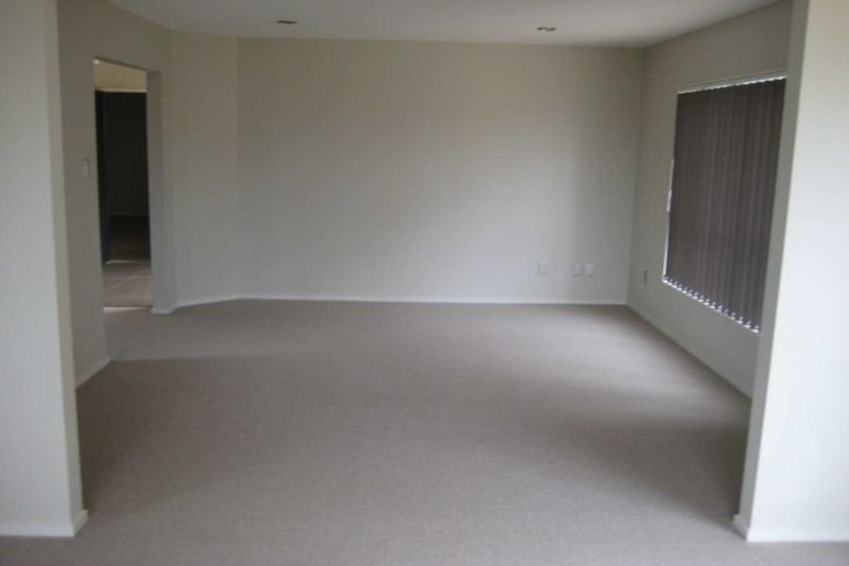 Photo of property in 13 Riverglade Parkway, Te Atatu South, Auckland, 0610