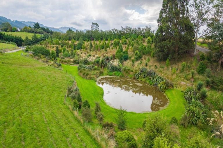 Photo of property in 126 Point Bush Road, Waimate, 7979