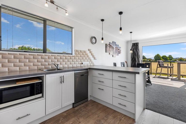 Photo of property in 48a Carlton Street, Bellevue, Tauranga, 3110