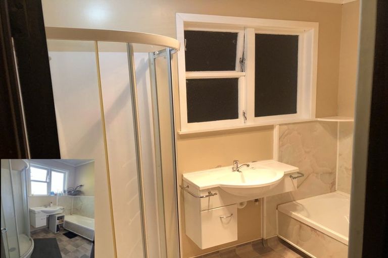 Photo of property in 21 Wakely Road, Newlands, Wellington, 6037