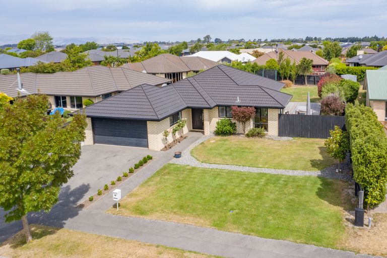 Photo of property in 26 Rochester Crescent, Rolleston, 7614