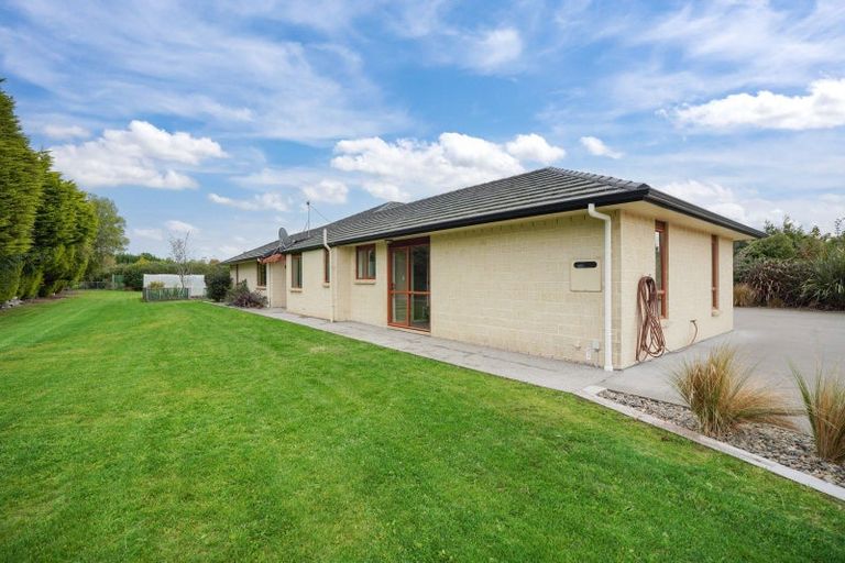 Photo of property in 14 Oreti Road, Otatara, Invercargill, 9879