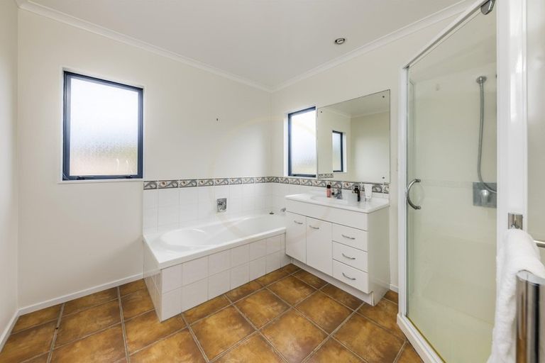 Photo of property in 9 Murrayfield Lane, Manurewa, Auckland, 2105