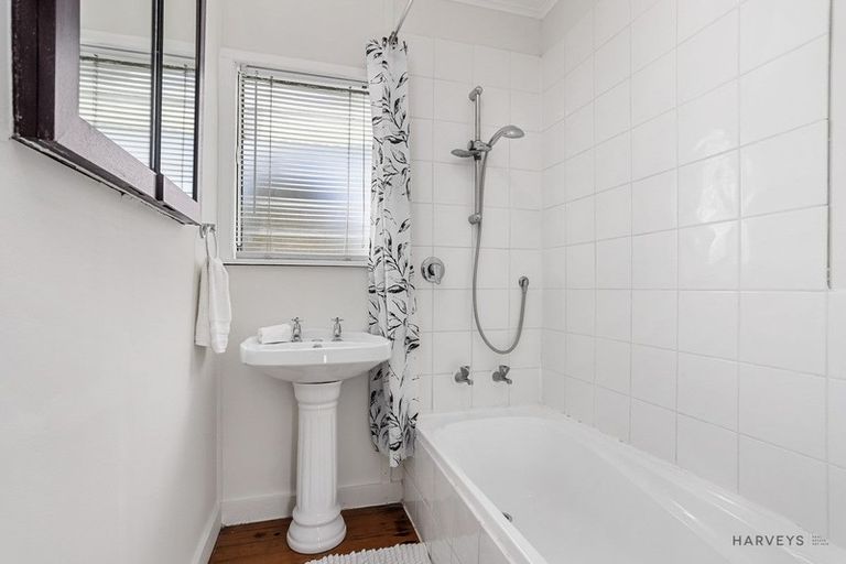 Photo of property in 35 Metcalfe Road, Ranui, Auckland, 0612