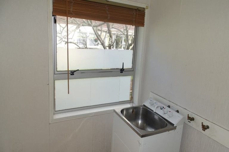 Photo of property in 2/44 Corunna Road, Milford, Auckland, 0620