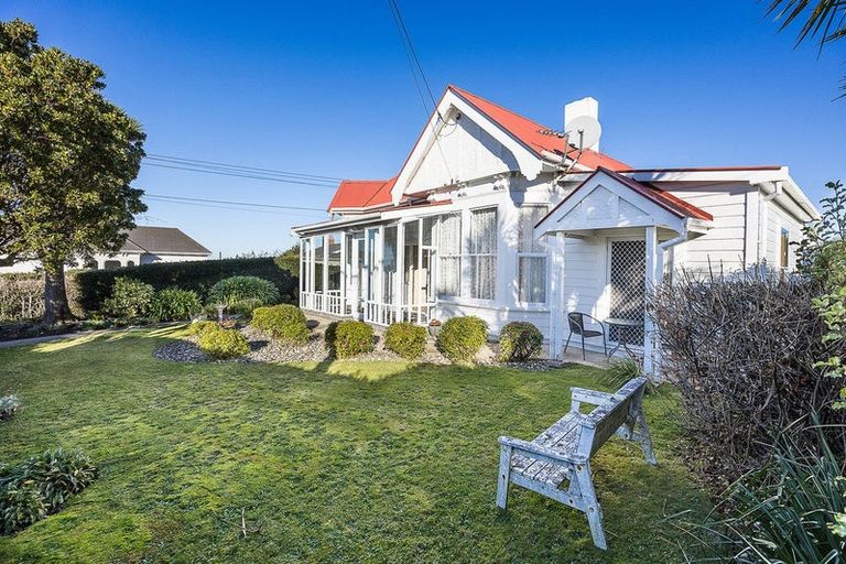 Photo of property in 37 Mornington Road, Balaclava, Dunedin, 9011