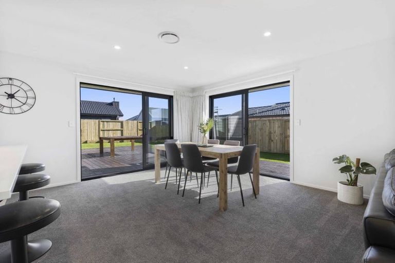 Photo of property in 27 Lockerbie Street, Morrinsville, 3300