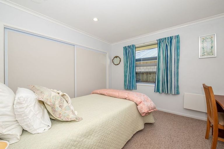 Photo of property in 146c Romilly Street, Westport, 7825